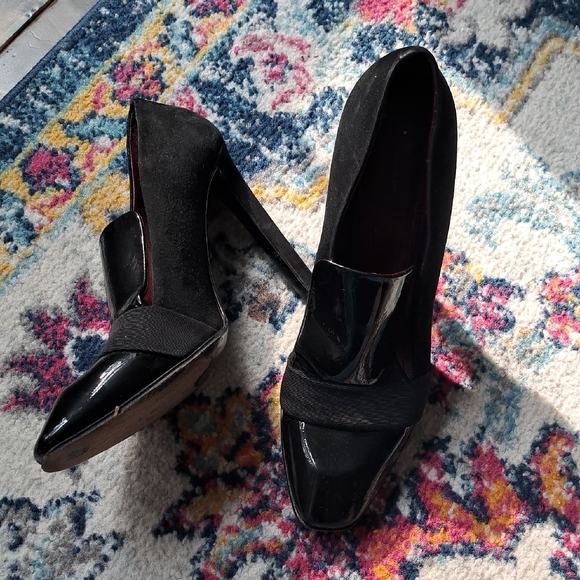 Celine Black Heels Sleek Patent Leather - Picture 1 of 6